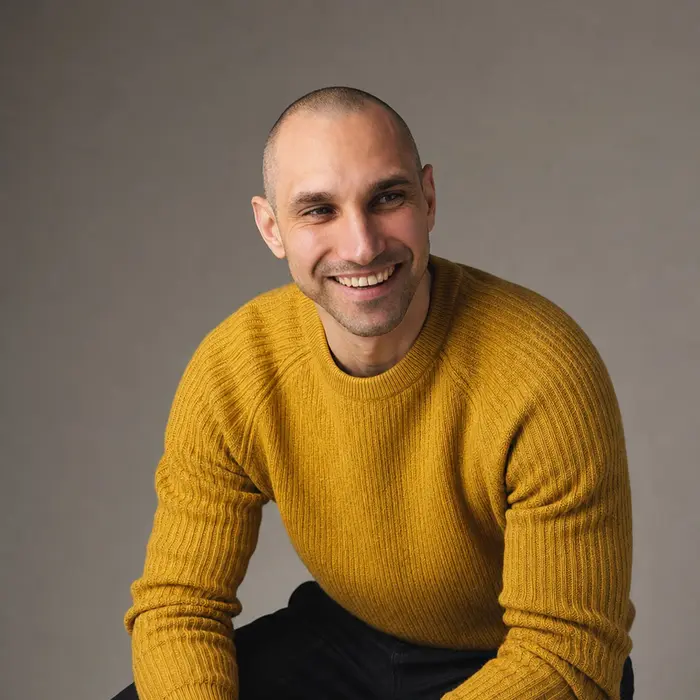 On-brand portrait, Linvi Photo Studio